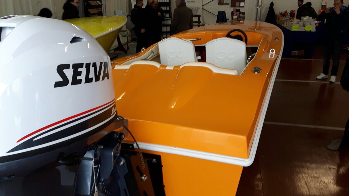 ardemar_tweet's tweet photo. ARDEMAR CX!!! #boat #speed #sea #fast #MadeInItaly #italy #venice #63mph #guys #freedom #crafts #aqua #fantastic #rocket #lake #river ๐ค๐๐ค๐๐ค๐ https://t.co/AWSAItkGti