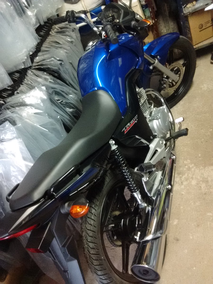 _________Nahuel's tweet photo. Te hiciste esperar hdp! Pero ak estás :D#Honda #Cg #Titan #149cc. 👌✌ https://t.co/eefS3iinfJ