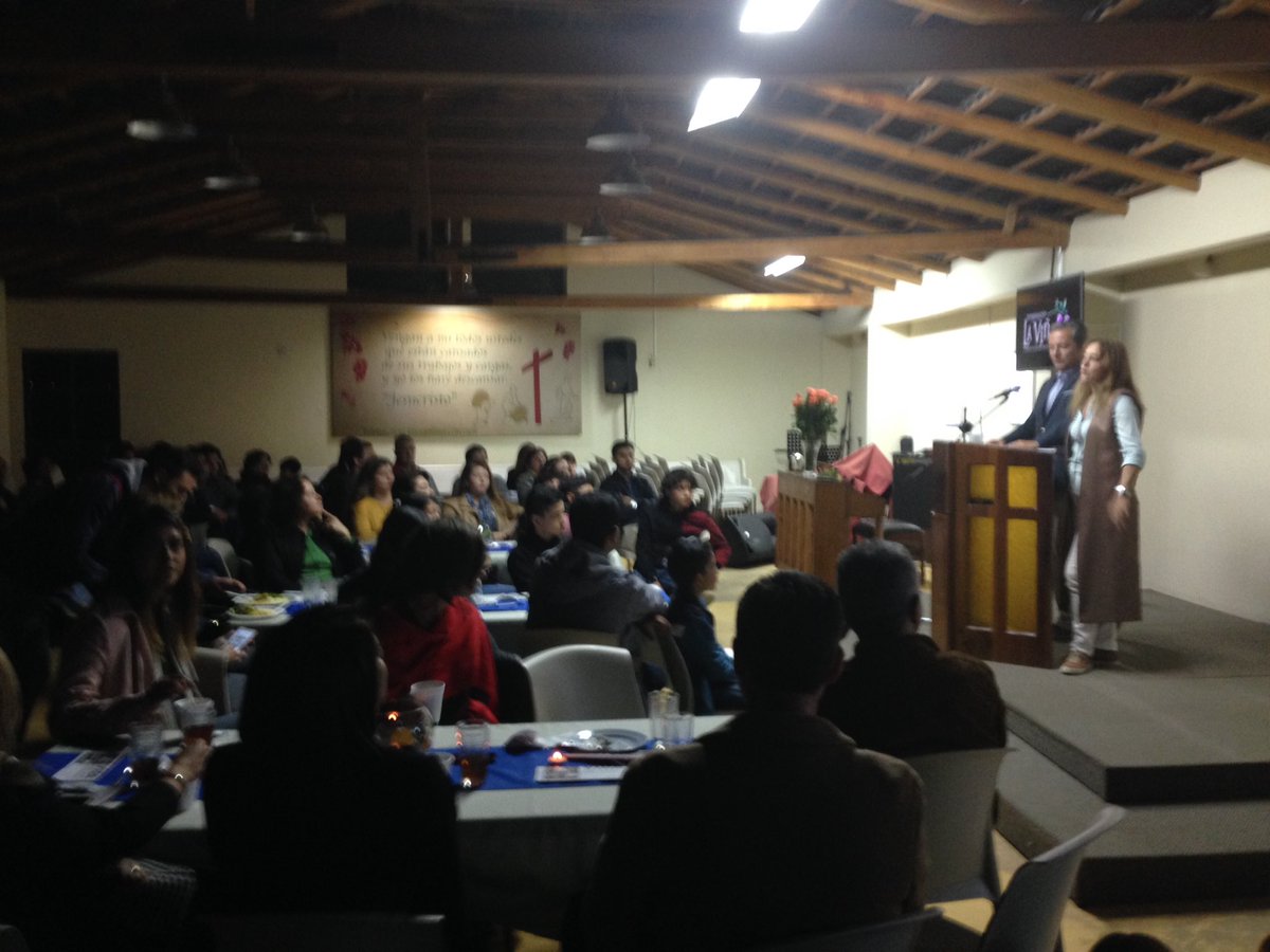 CongregLaVinia's tweet photo. 1er día #CursoAlpha en la #CongregacionLaViña en #Tumbaco al encuentro con Dios ... marzo 2017, estas bienvenido https://t.co/W0TqLz4cyV