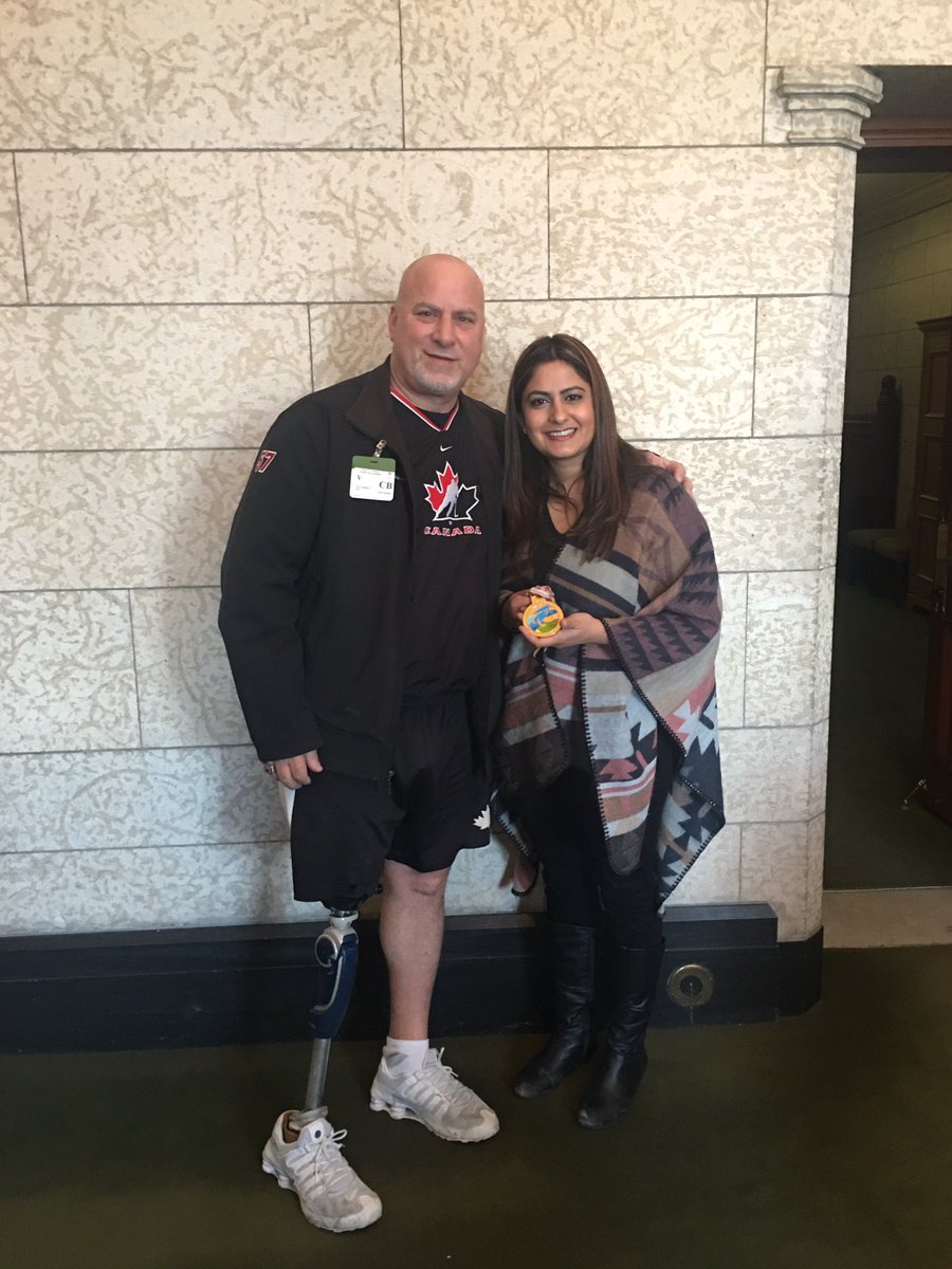 HonKamalKhera's tweet image. An honour to meet an inspiring Paralympian @rosen57 to discuss disability benefits for Canadians. Thanks for all that you do Paul! #sports