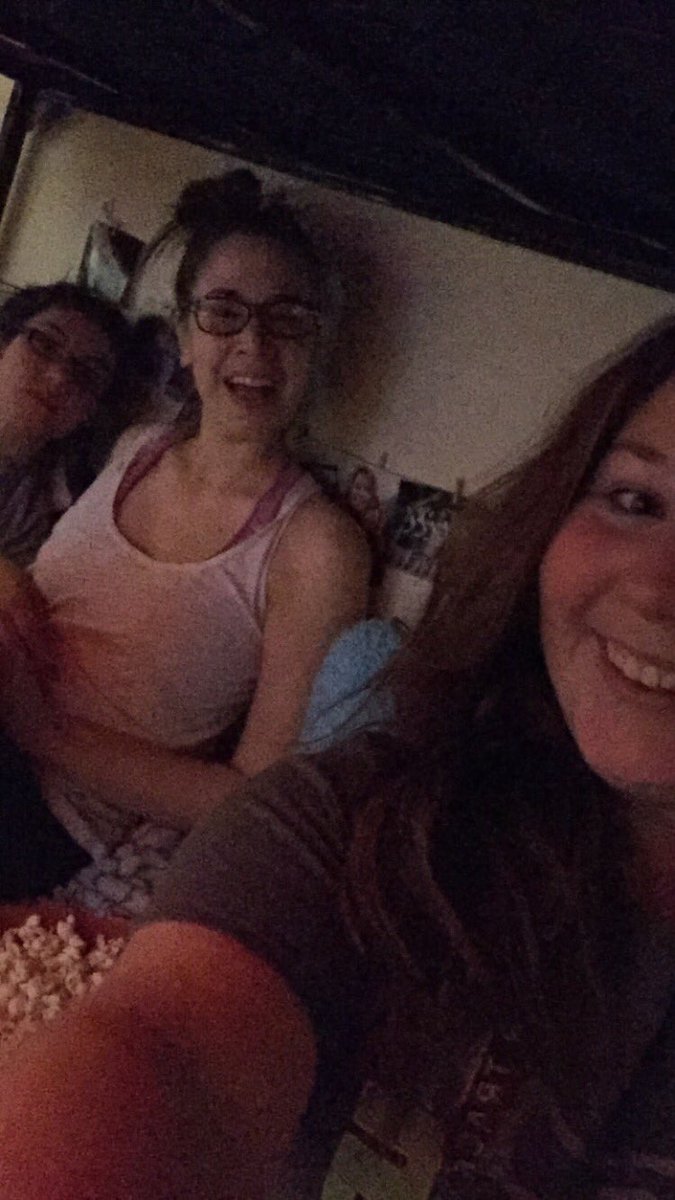 danimae0713's tweet photo. Happy 21st @_chloraffe! I hope you enjoyed your first sips of alc! 🎊🎉 https://t.co/EgSZnaoT37