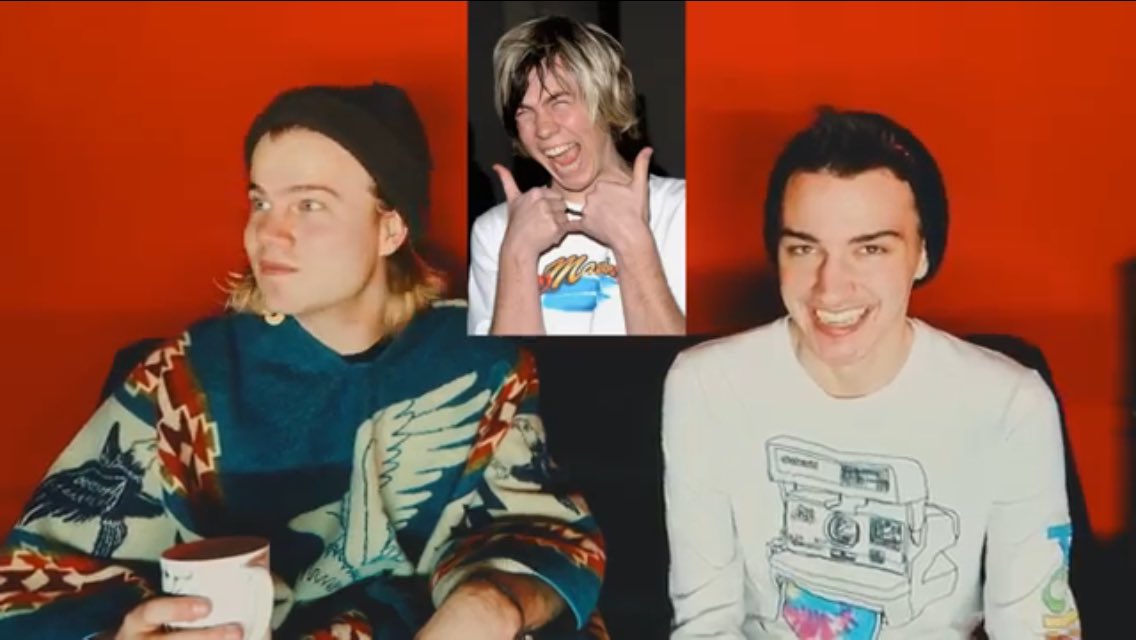 OpheliaMCFLY_GD's tweet image. @ChrisBourne @DannySimm I could watch and listen to you guys talk all day 😍 best vlog yet 😂😁 #ChrisAndDannyVlog