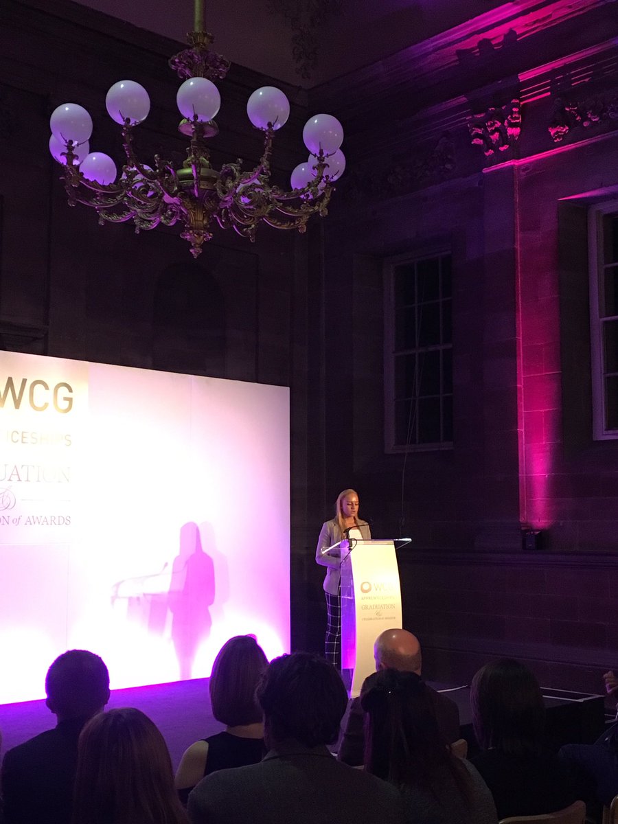 WCollegeGroup's tweet image. Ella Jackson of @robertwelchuk talking about her apprenticeship journey 👏 #NAW2017 #apprenticegraduation