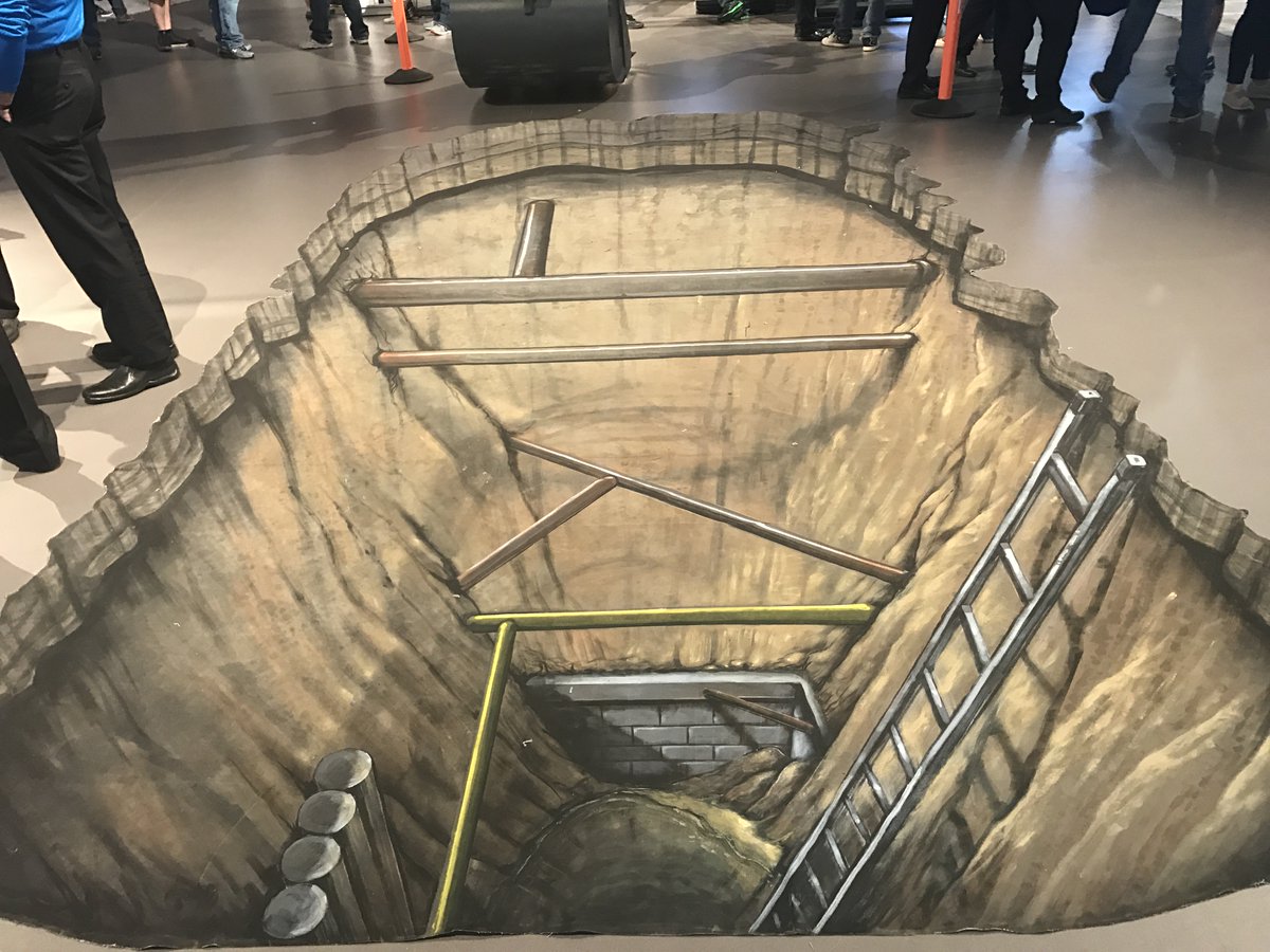 TrimbleCEC's tweet image. Have you seen the complete #Trimble3D art in our North booth yet? @conexpoconagg #CONEXPOCONAGG #TrimbleConstruct