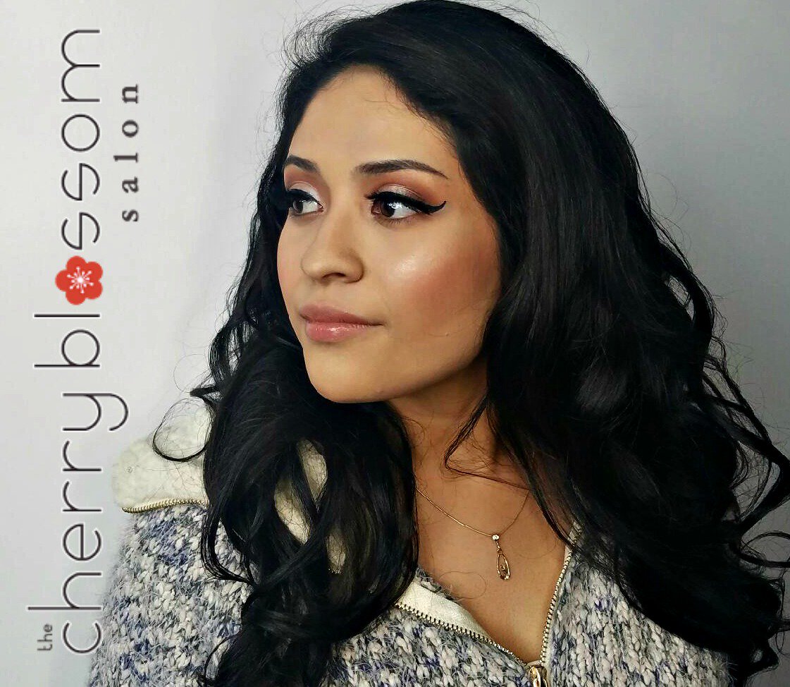 CBSalonATL's tweet photo. Marissa had the chance to do flawless makeup for a 21st birthday! https://t.co/fOVMLwExHQ