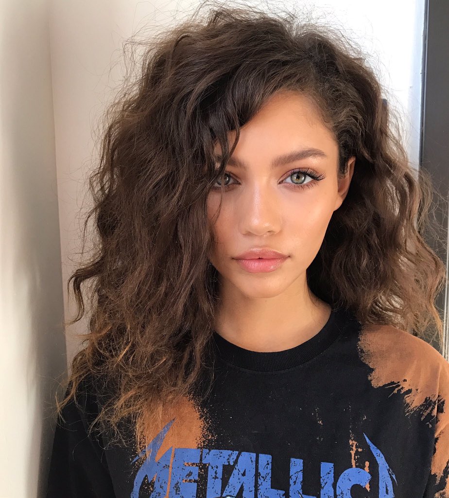 rpglibre's tweet photo. - audreynam
- tiana
- 19ans
- hetero
- @tianarpg https://t.co/7TW7VpzRsR