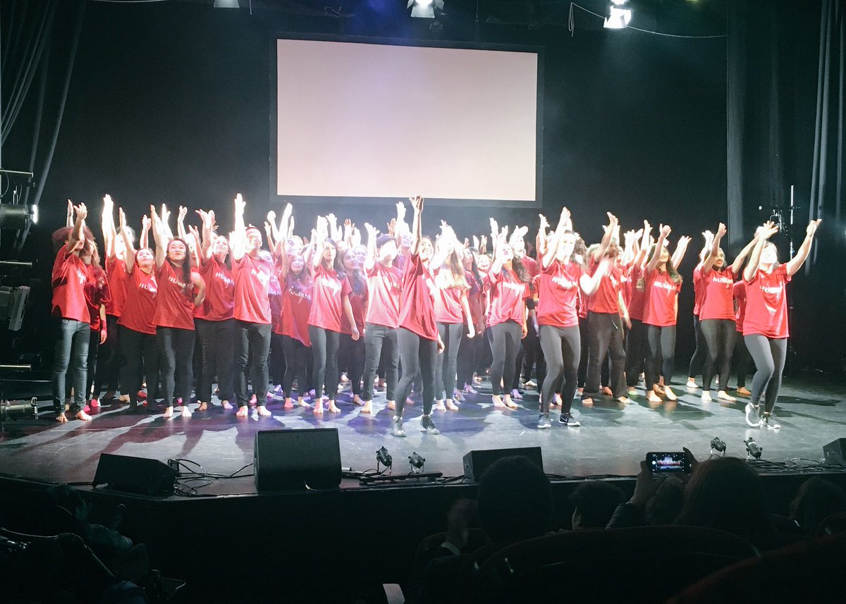 UCLU_AEO's tweet photo. Great finale to @UCLUDanceSoc' #humans @ShawTheatreLdn - lots of fun, lots of talent and lots of important messages too #humans #myUCLyear https://t.co/egigi9DvKU