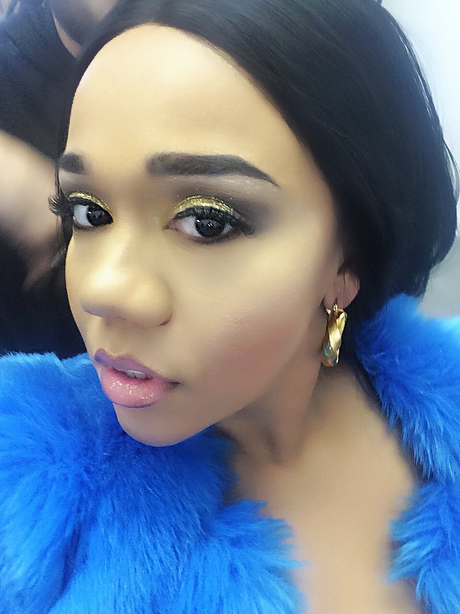 OfficialNolay's tweet photo. Behind the scenes shooting for #TheImport ๐๐ฆ๐ฆ๐ฆ
My new album #ThisWoman is out at midnight ๐คฆ๐ฝโโ๏ธ makeup ๐ by @_Cakeupmakeup https://t.co/44jor9nsRu