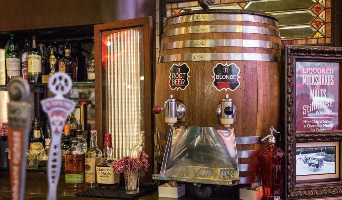 Happy #ThirstyThursday! What's on tap for tonight? #eaterchicago #ElevenCityDiner #Chicago