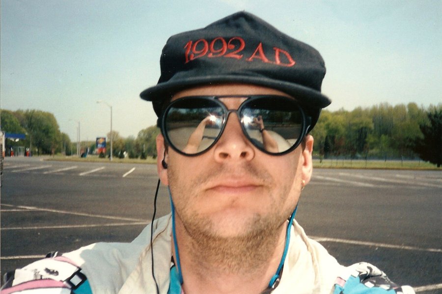 DislecksiaMovie's tweet photo. #TBT to days when nobody knew what #selfie is, but I already did it with my disposable camera :) https://t.co/rebVWcC7dw