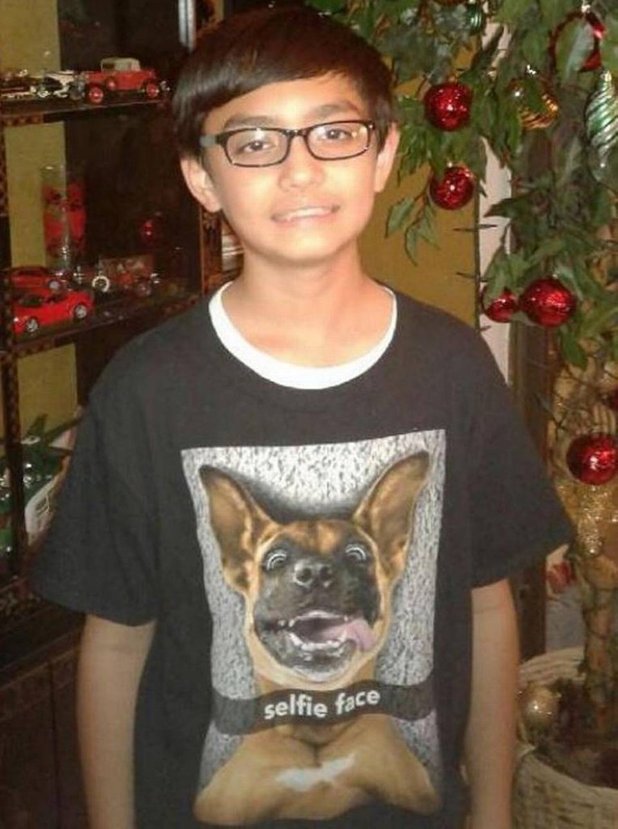MiamiHerald's tweet photo. Police asking for public help in finding 11-year-old missing since Wednesday morning https://t.co/4B1xpHLtqt https://t.co/wIV7dtXkqz