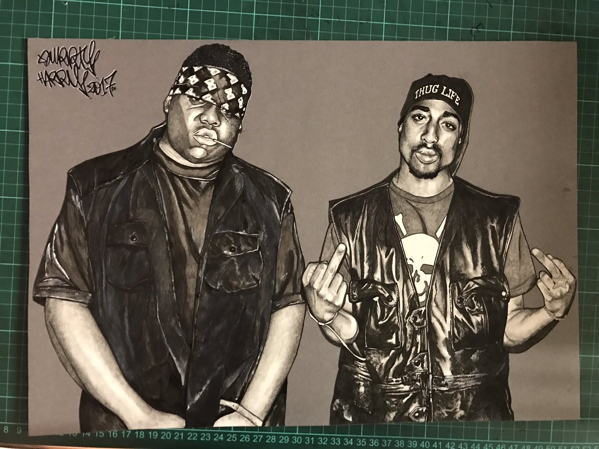 A commission piece finished just in time to salute the gods! #biggie #2pac #WeMissYouBIG #hiphopgods 
instagram.com/p/BRbIKRGhBTz/