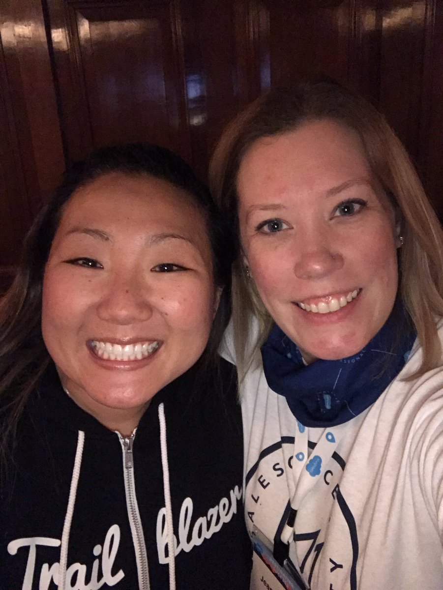 jeanvelonis's tweet photo. YAY! #AwesomeAdmin @gkchrist passed her Advanced Admin &amp; App Builder! #certstudygroup #rockstar #DST17 https://t.co/TsW22yoO4j