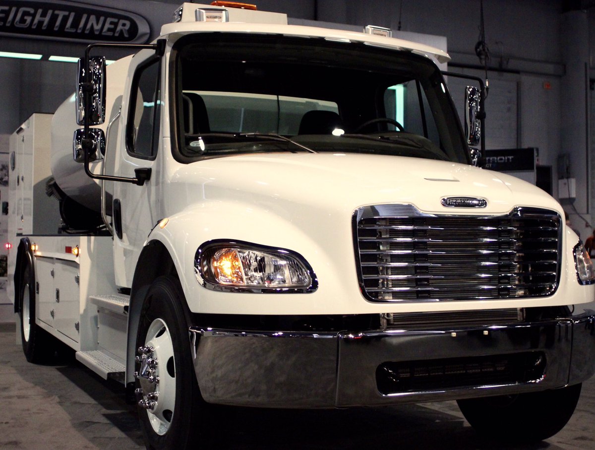 DemandDetroit's tweet image. The #DD5 and M2 106 combo in our booth is showing #CONEXPOCONAGG what it means to be #DrivenByTheBest.