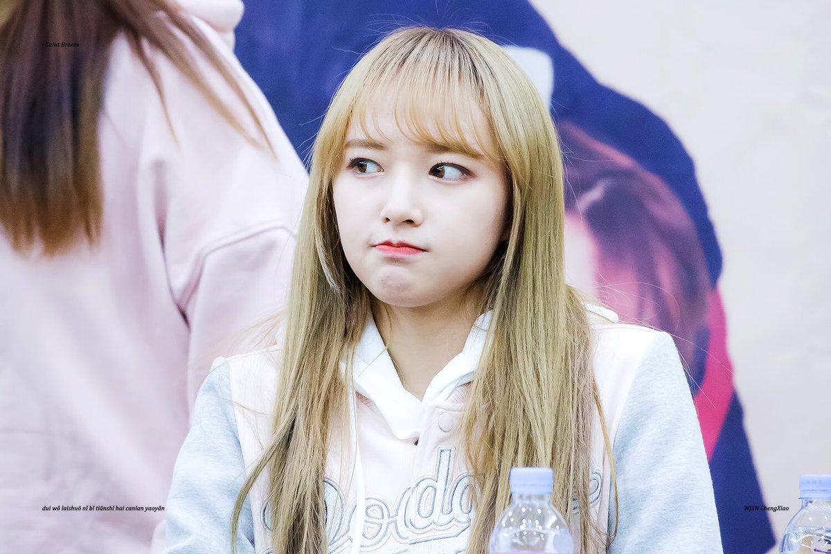 saintbreeze_kr's tweet photo. 170304 #우주소녀 #성소 #ChengXiao #또끼 
对我来说你比天使还灿烂耀眼
@chengxiao_0715 @WJSN_Cosmic https://t.co/30ZBVR6Aks