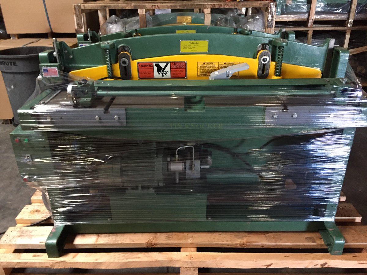 AtlasToolSales's tweet photo. Nice visit to Tin Knocker today. Good looking brakes and shears. Family owned A+ #Tennsmith type. #MetalWorking #Machinery #HVAC https://t.co/4hUdevgfaS