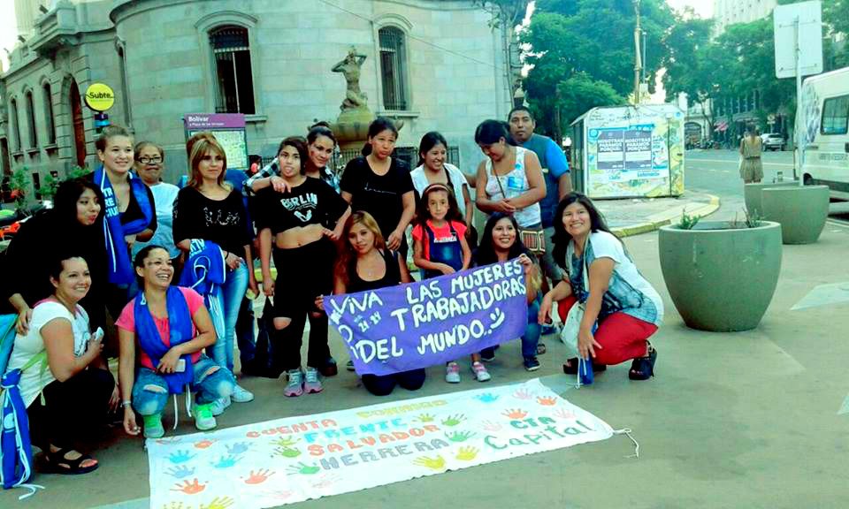 Cesargarzon80's tweet photo. Las Mujeres del Comedor Cuenta Conmigo de la Salvador Herrera de la @CTAACapital presentes en el día Internacional de la Mujer Trabajadora. https://t.co/zbcscsaJQv