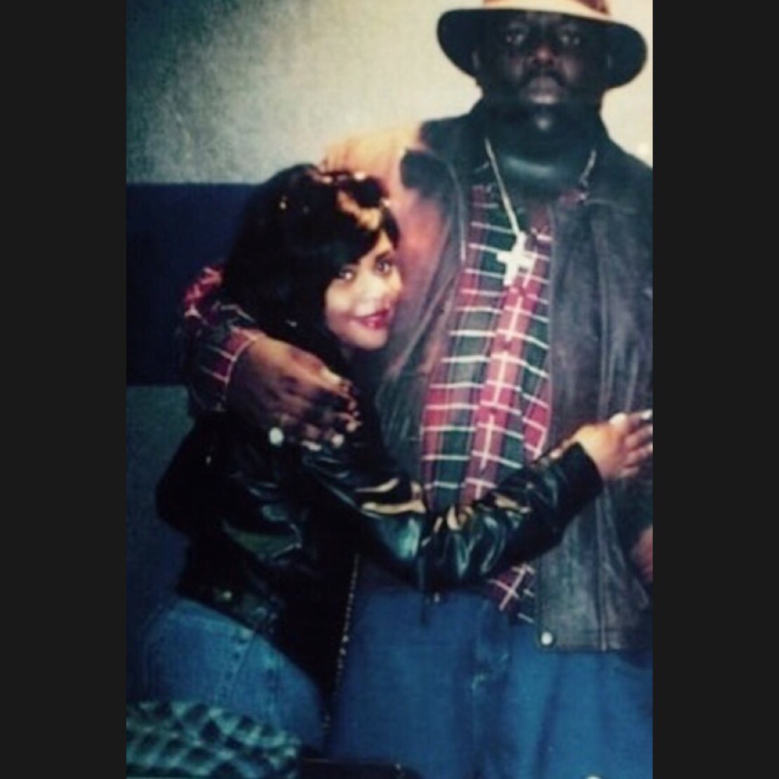 LilKim's tweet photo. 👑♥️😘💋 #ripBIG #BIGweekend https://t.co/PPOhPzDmdH
