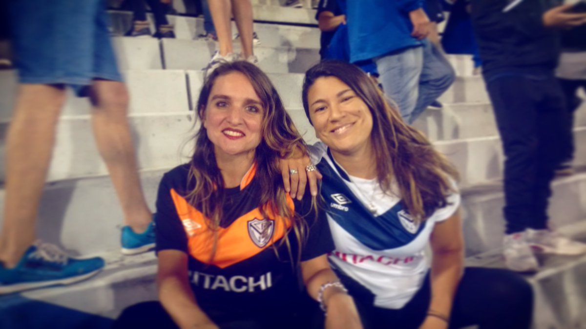 soficita1's tweet photo. ⚽⚽⚽😁💙
#Velez #DaleFortin
@dalefortin
@estadiovelez
@Velez https://t.co/0VW6ARN4kl