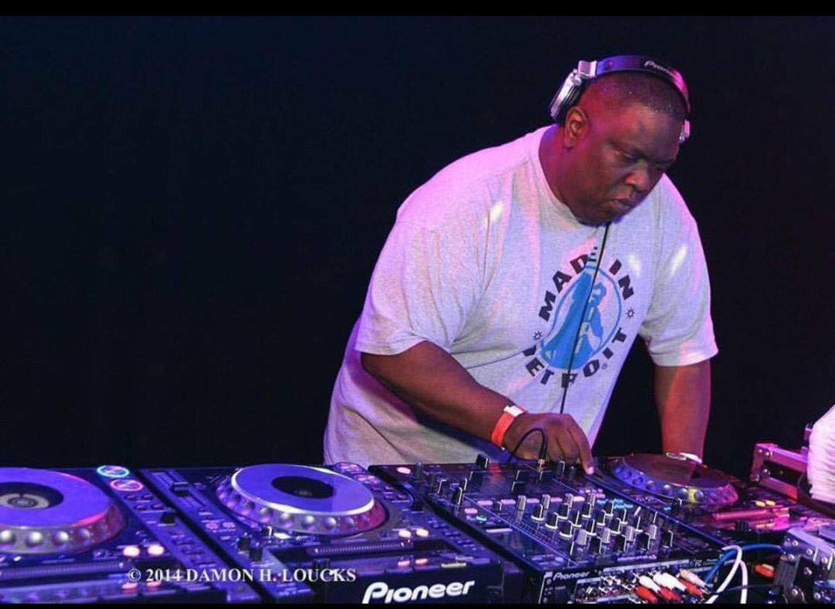 axcenteddj's tweet photo. Devastated by untimely passing of legendary #Hartford #HouseDJ @markiegee A genuinely generous mentor &amp; role model. RIP querido hermano. 🙏🏽 https://t.co/V1NECx4pfS