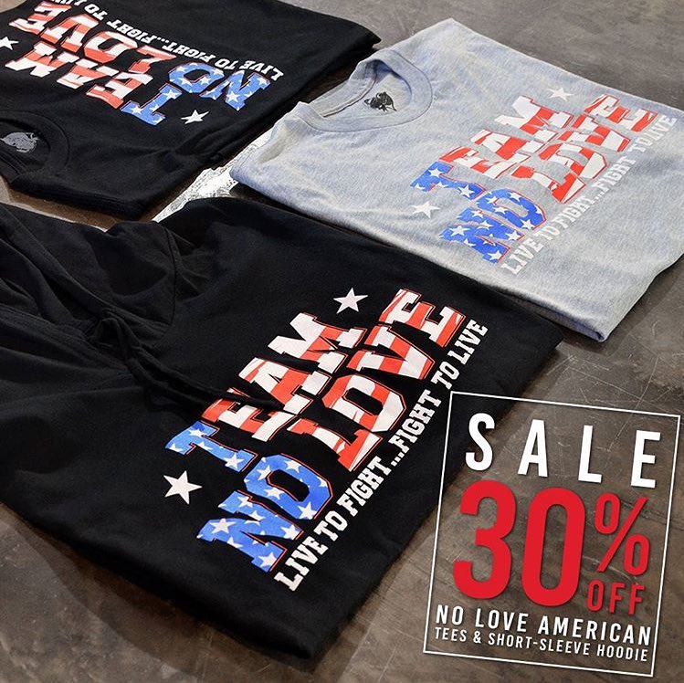 phildo8's tweet photo. Go 2 https://t.co/iKS521CCdb &amp; grab a #TeamNoLove 🇺🇸 tee &amp; short sleeve hoodies! Be ready for #tuf25 #TorqueFamily @Torque1net @Cody_Nolove https://t.co/YLId3YXlAc