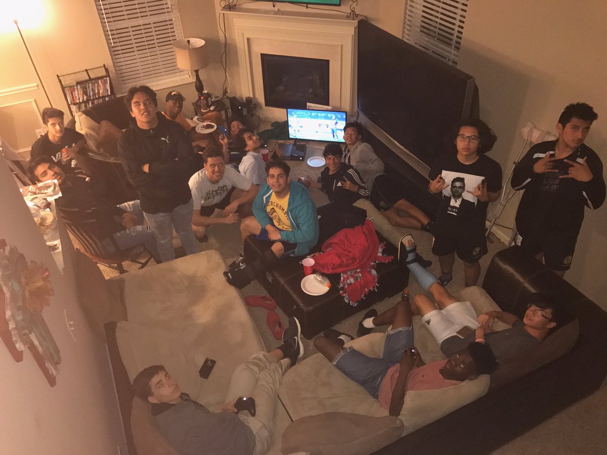 SHJacketSoccer's tweet photo. Successful team dinner at Coach's house. #sh3 #fifaforlife https://t.co/HK9NluHn1y