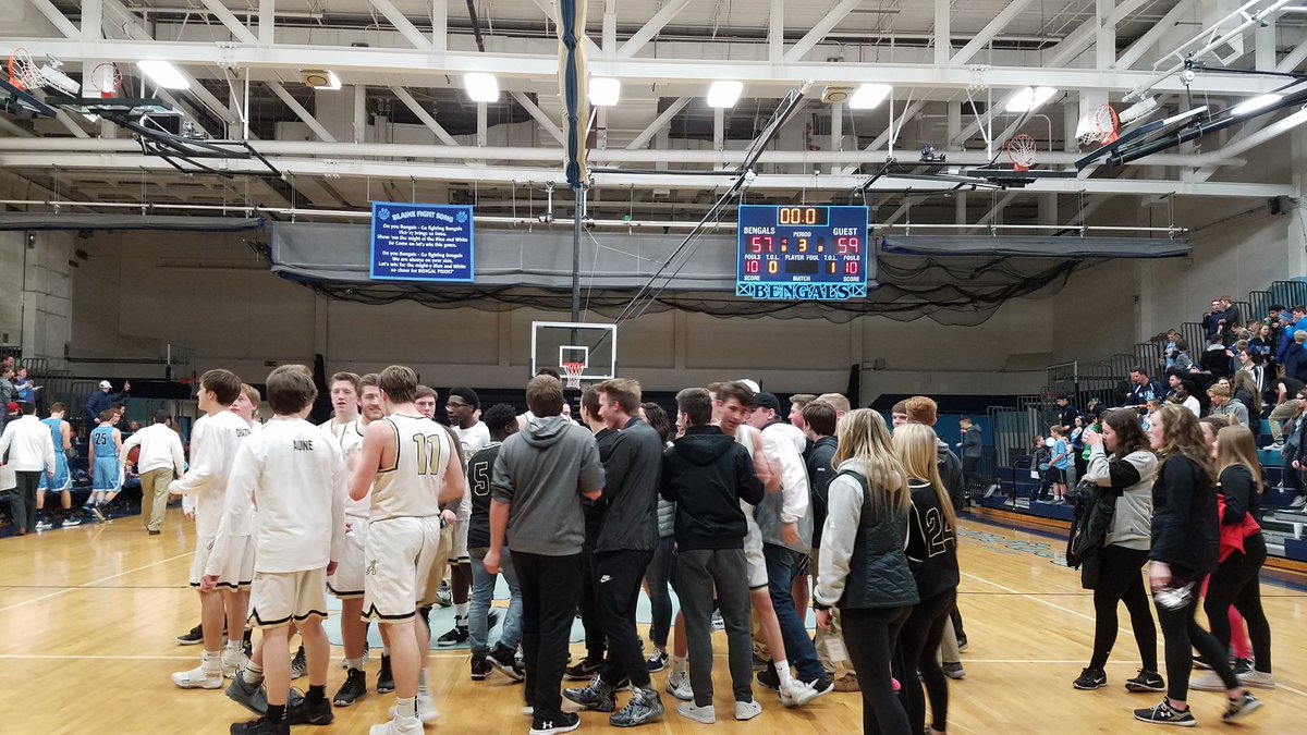 AndHSHuskies's tweet photo. HUSKIES WIN!!!
59 - 57 IN OT!!!
Will play next Wed at North Branch vs CR/Ank winner. 
Great game boys! 
#HuskyNation 
@mnbasketballhub https://t.co/EdK8izfYIC