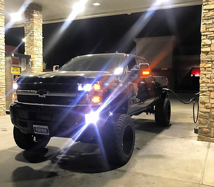 DirtymaxTrucks's tweet photo. 😍😛 https://t.co/8ZrPNiZQA0