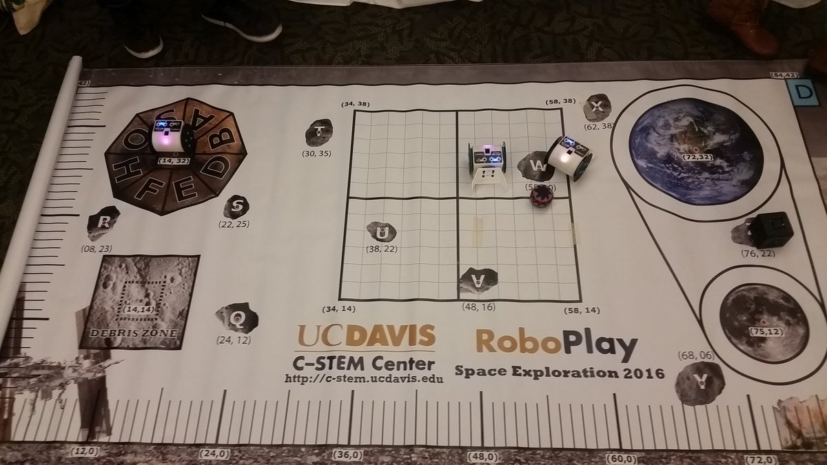 ABC10's tweet photo. Impressive @Closing_theGap robotics students showing @C_Mendonsa how it's all done! #ctgcakewalk https://t.co/Z4zLnTvB9L