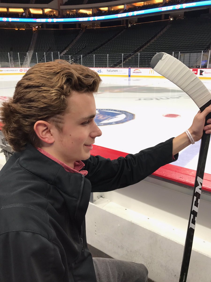 jrolsen15's tweet photo. @Buccigross how about a retweet for @EBoche10 with the perfect Patty Kane #tourney17 https://t.co/T6bW8ypSTC