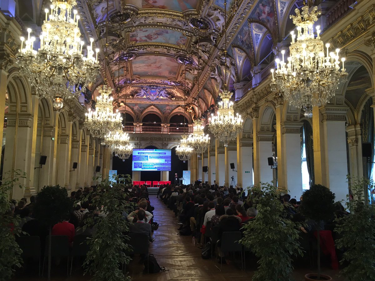 SFP_officiel's tweet photo. "De la recherche à l'innovation" - conférence d'Albert Fert aux #RPER2017 @mairiedeparis https://t.co/YAnJ1rMxPP