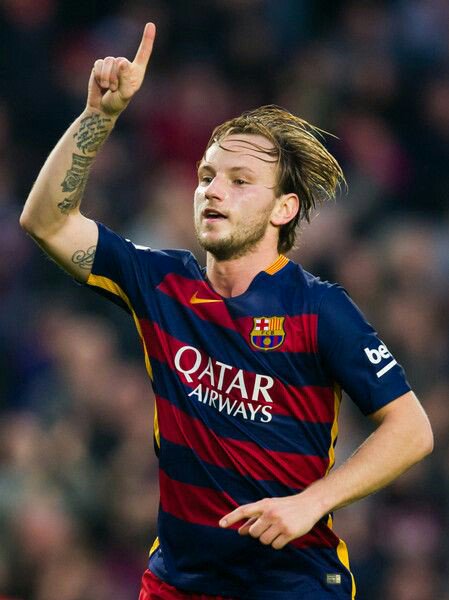 Happy birthday Moltes felicitats Ivan Rakitic!
¡Muchas felicidades Ivan Rakitic!     