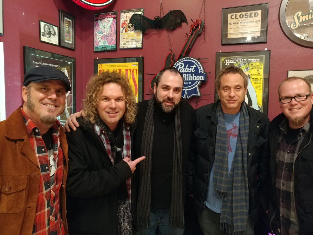 <a href="/BuckJMusic/">Buck Johnson</a> at <a href="/howieesonfront/">Howiee's on Front</a> for a Thursday night meal. Tomorrow is the night 4 the show! <a href="/RVmessenger/">The Rogue Valley Messenger</a> <a href="/nbc/">NBC Entertainment</a> <a href="/LadyLakeMusic/">LadyLake PR 👑</a> <a href="/Aerosmith/">Aerosmith</a>