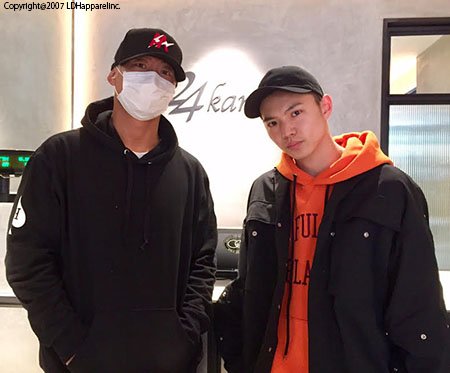 24karats Na Twitteru Exileの黒木啓司さんと佐藤大樹さんご来店 先日 Fukuoka店にexileの黒木啓司さんと佐藤大樹さんご来店してくださいました お忙しい中でのご来店 ありがとうございました またのご来店をお待ちしております
