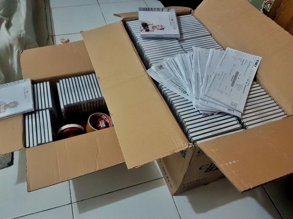 Alhamdulilah cd yellow city 500 pcs batch pertama sold out,batch ke2 on sale,terharu masih ada yg dengar cd,thx bgt