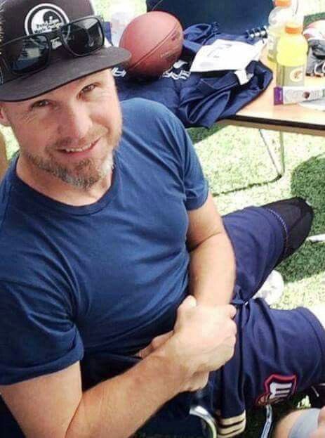Happy Birthday Mr Jeff Ament!!!           