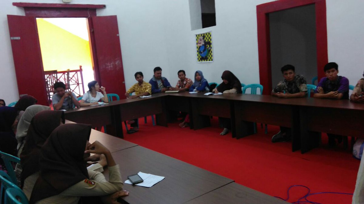 Pelatihan kewirausahaan di Showroom Dekranasda remban
Jln.untung suropati no 27 lasem