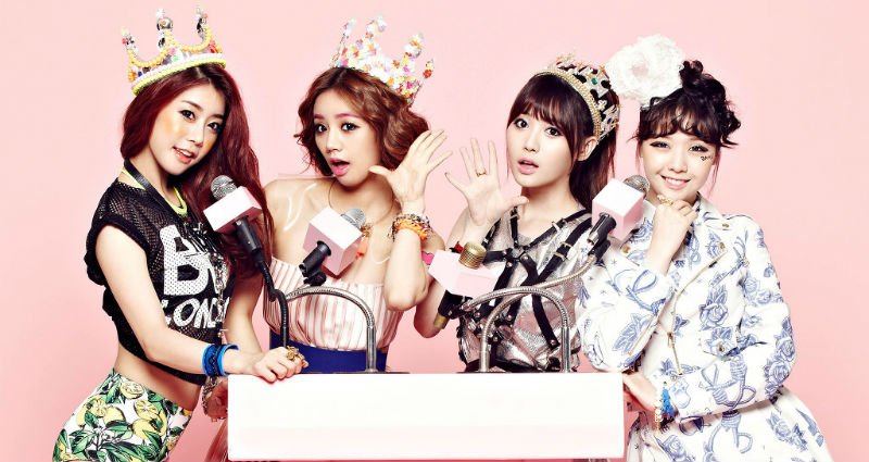 soompi's tweet photo. Girl’s Day’s Song “Female President” Experiences Sudden Spike In Popularity https://t.co/8609s6rGon https://t.co/WXkZypRGbu