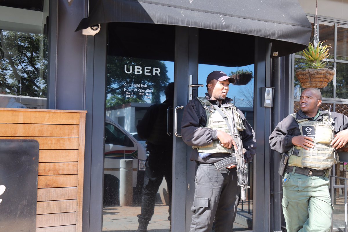 ewnreporter's tweet image. #UberProtest Security outside the Uber head office. CE