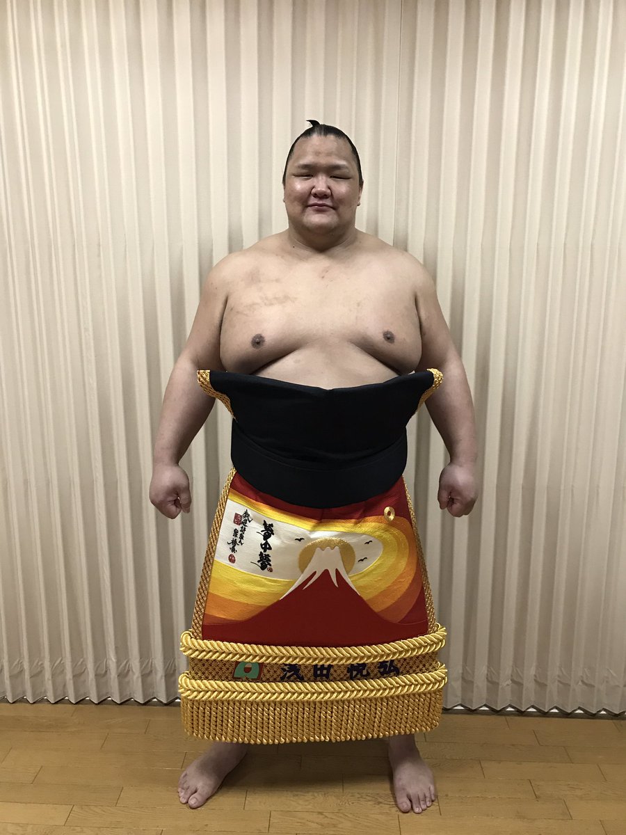 大相撲　北勝富士　化粧まわし　ガチャ　コンプリート　全7種 お疲れ様です。もう少しで大阪場所が始まります！ 先日八角大阪後援会