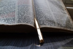 bhammethodist's tweet photo. Share40 Day 9 ๐โ Whatโs your favourite verse from the Bible? Read it to a friend and ask them to share their favourite too! ๐ #lent #Share40 https://t.co/7pY2pmoo5Q
