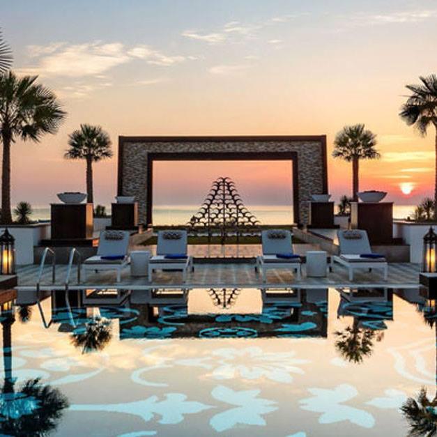 Dubaiinformer's tweet photo. Review: How does the Fairmont Fujairah stack up against Dubai’s resorts? https://t.co/mB7kjIuJeH https://t.co/hk0ka6VXvn