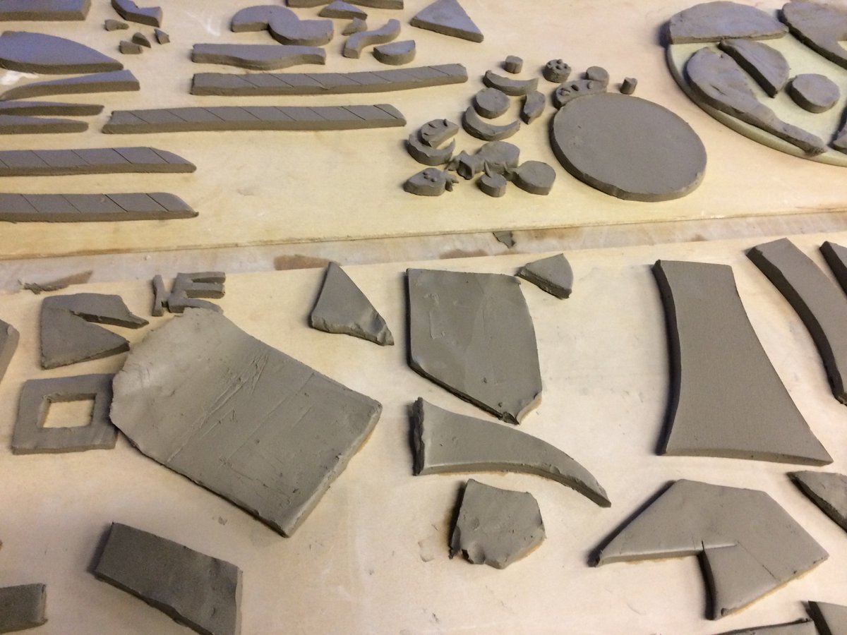 LondonSculpture's tweet image. Want an introduction to #Ceramics? #slabbuilding #handbuild 

bit.ly/2lUOCIw 10% OFF CODE: EarlyBirdDiscount 

PLSRT @CCWGradSchool
