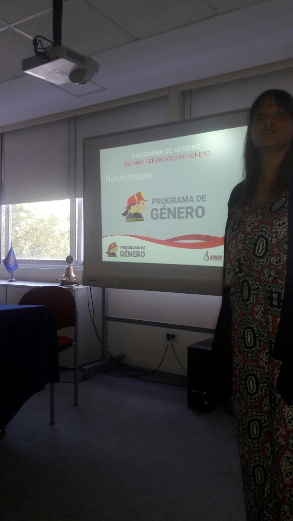 JorgeFavaloro's tweet photo. bomberosRA : "Este es el logo que nos va a acompañar en las próximas accione y actividades" danielavain #ProgramaD… https://t.co/TUwPbT4G1u