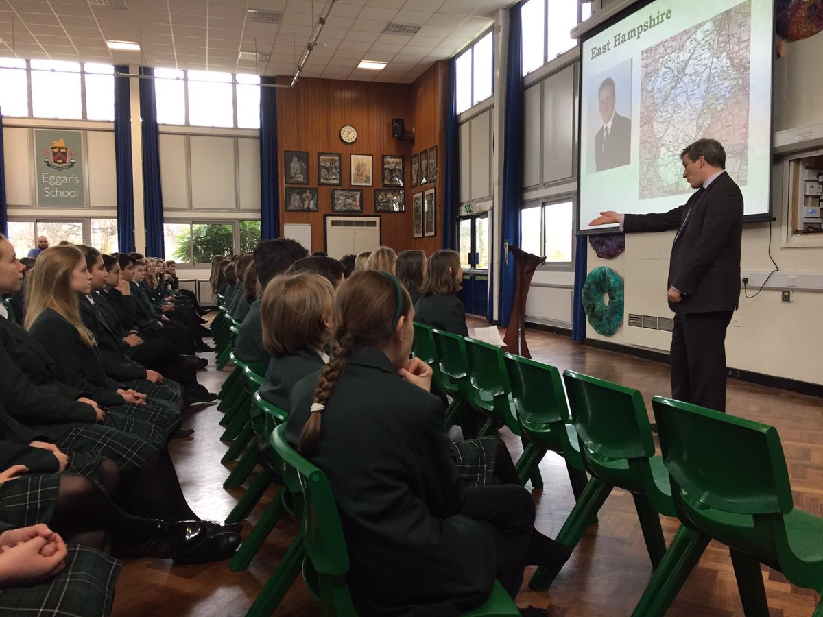 altoncollege's tweet photo. Ending an amazing @NationalCareers week for @eggars @damianhindsmp talks politics and careers to Year7s thanks for chance to be part of it 😀 https://t.co/DFRR80rdOv