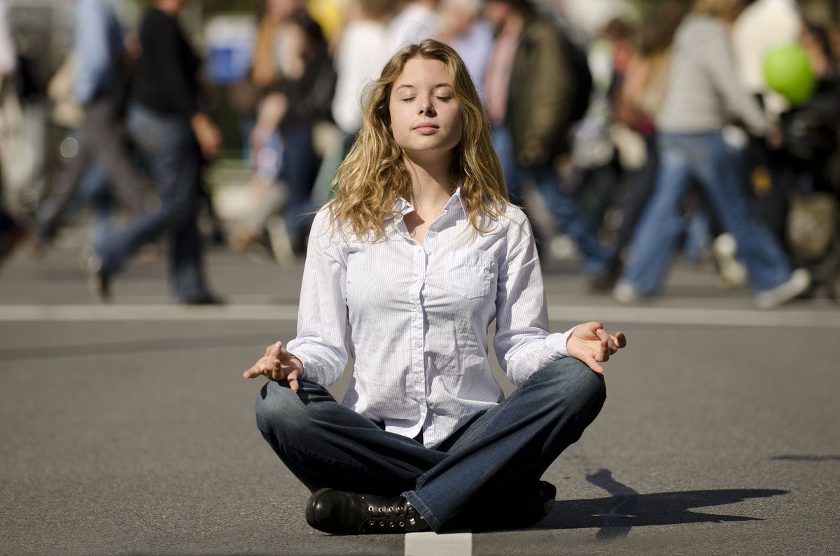 6 Effective Ways To Calm Yourself In Stressful Situations buff.ly/2mazmV5 #mindfulness