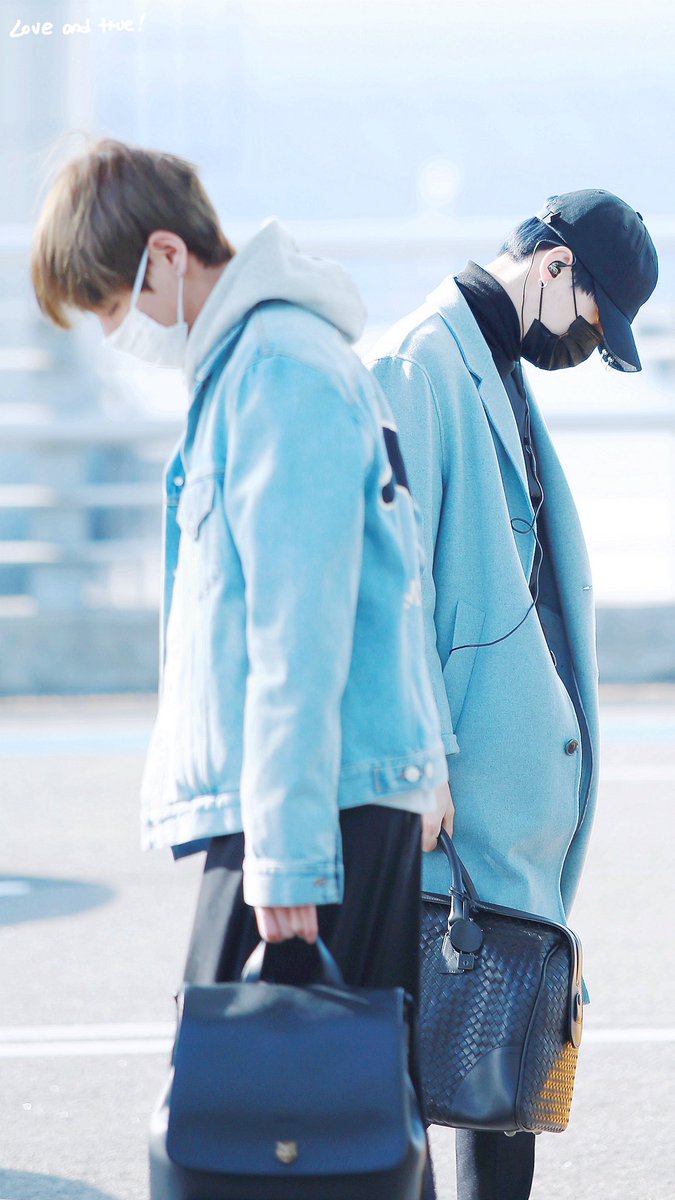 170309
전생 몇번의 지나다가 이번 생에 함께 할 수 있는 것 만들게 될까?
#BTS #방탄소년단 #TAEHYUNG #TAEGI #슈가 #태형 #뷔 #SUGA <a href="/BTS_twt/">방탄소년단</a>