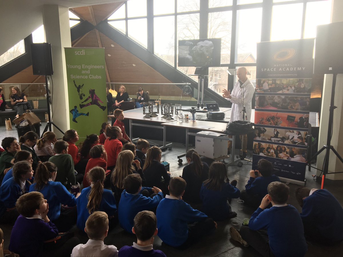 Stemovators's tweet photo. Learning all about comets thanks to Alan from National Space Academy for amazing demos! @UKSpaceAcademy #StemScotland https://t.co/Ao3L38cVM7