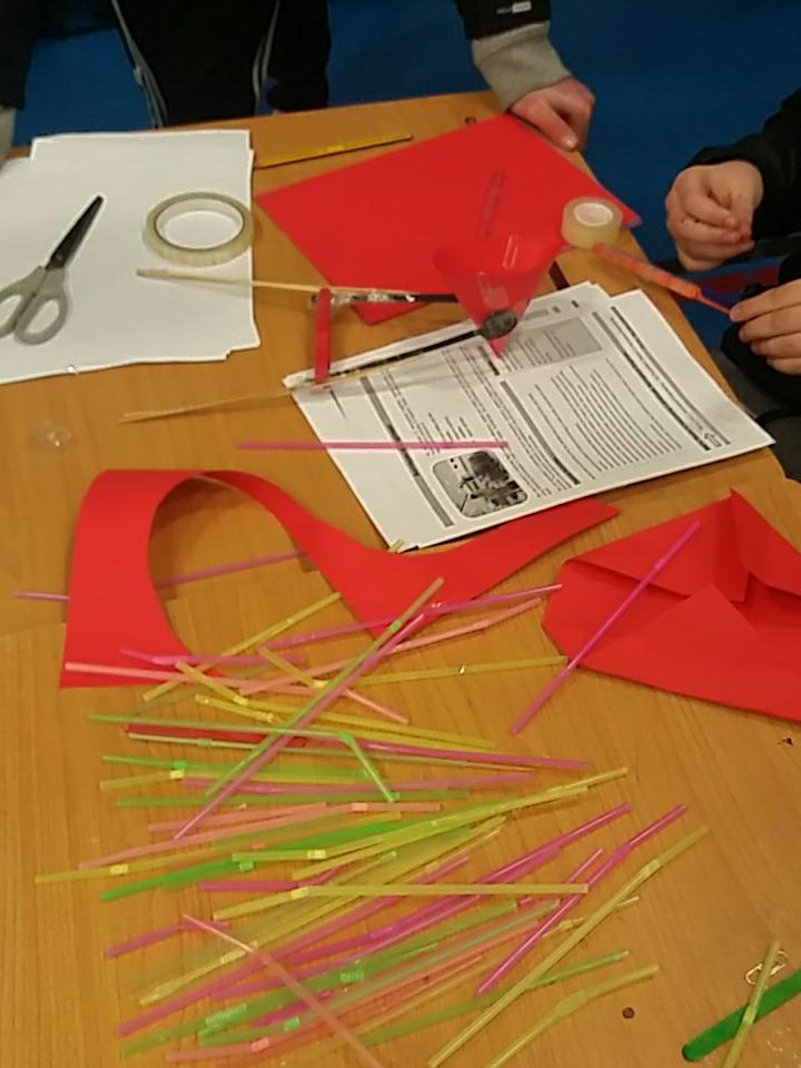 B_FCSchools's tweet image. Lots of fabulous #Interacti e activites by @b_and_fc tutors taking place @bedeslytham #Creativity #Learning #Enjoyment #Fridayfeeling