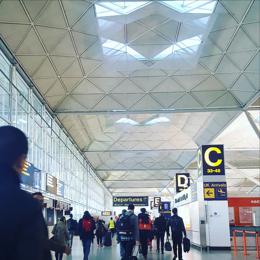 STN_Airport's tweet photo. Are you looking for the info &amp; advice to help you plan your route through STN? ✈️  https://t.co/UrzSOlRVJi @DisabledGo #DisabledAccessDay https://t.co/WfMvJEEKOC